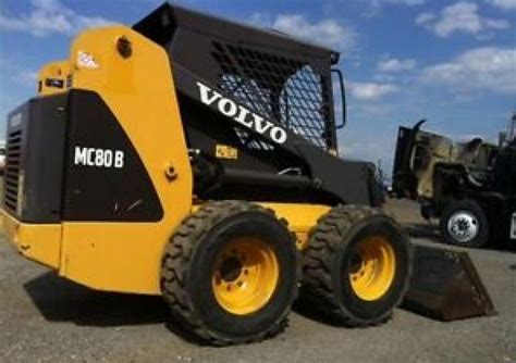 96 volvo skid steer mc80 wheel removal you tub|Fixing the Wheel.